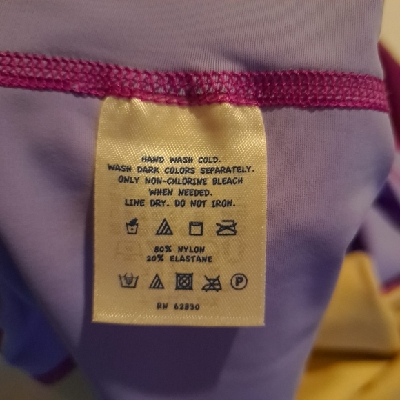 Lands' End girls size 14 long sleeved swim rashguard, has mark on back - Picture 4 of 6